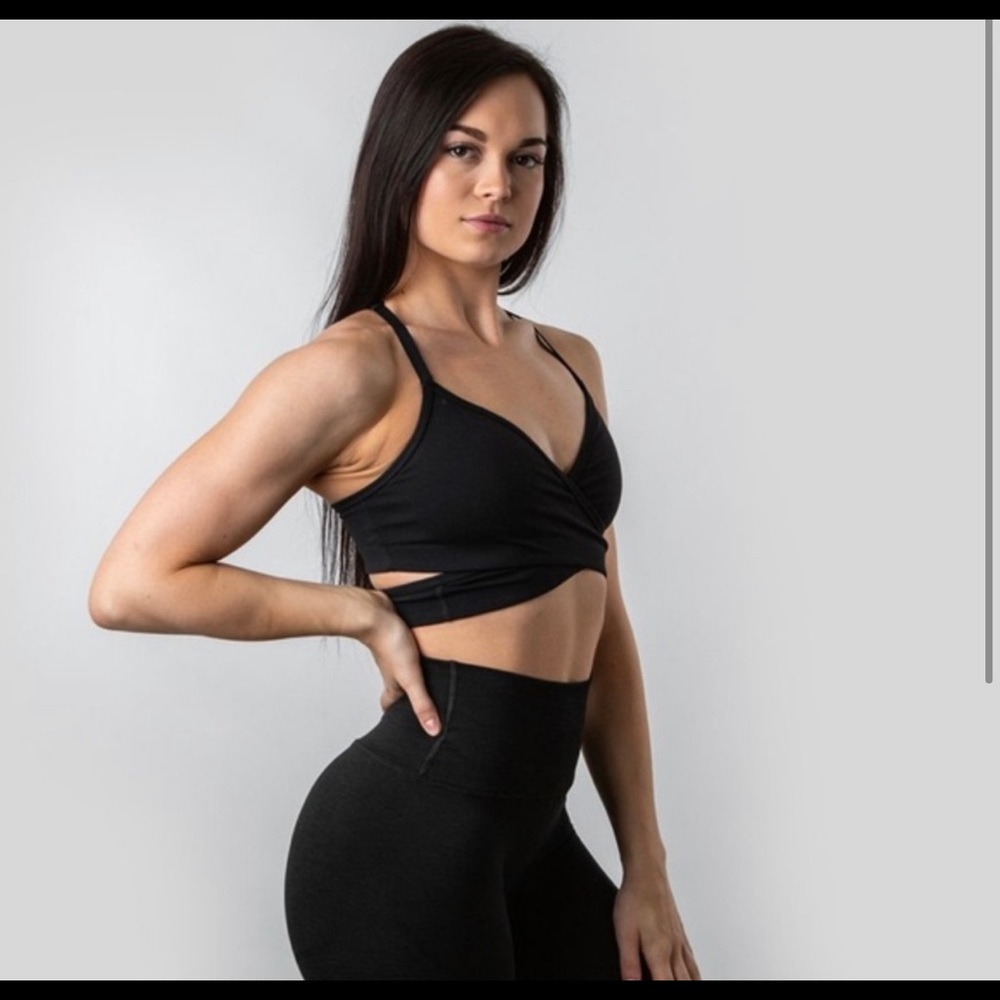 Alphalete Wrap Sports Bra